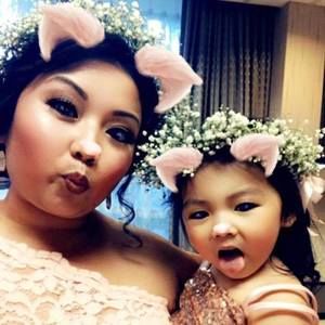 Meet your Posher, Regina